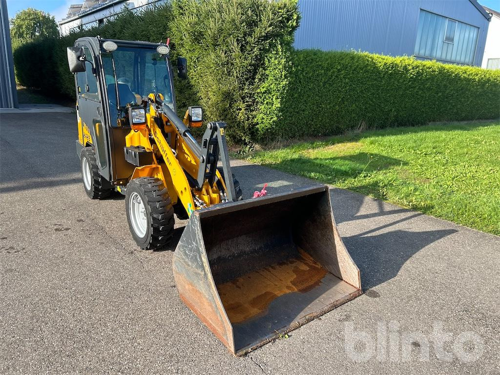 Schäffer SLT 2428 (2022) - Hoflader: das Bild 2 Schäffer SLT 2428 (2022) - Hoflader: das Bild 2