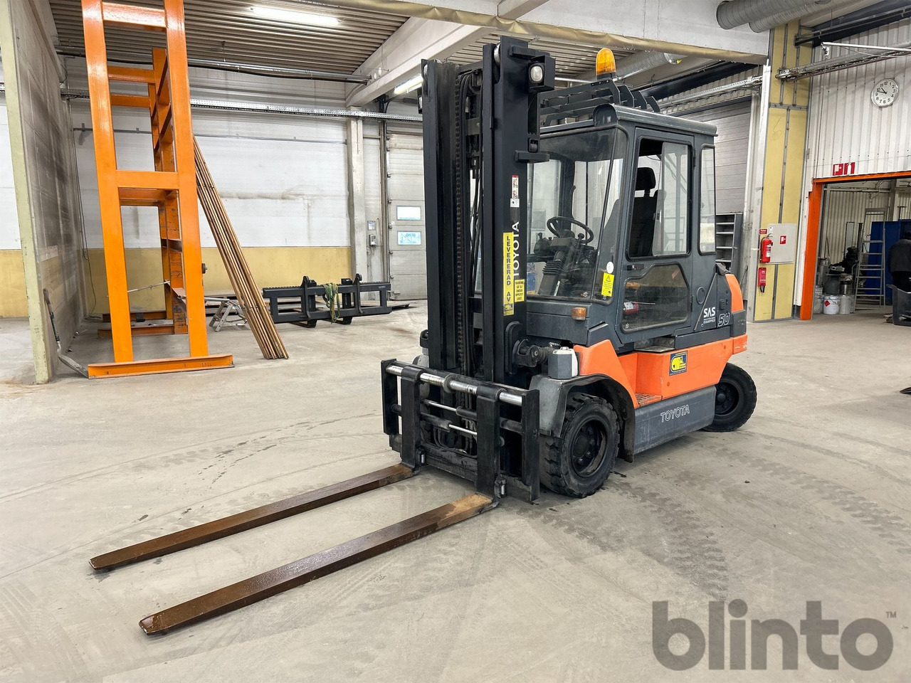 Toyota 7FBMF50 - Elektrostapler: das Bild 1 Toyota 7FBMF50 - Elektrostapler: das Bild 1