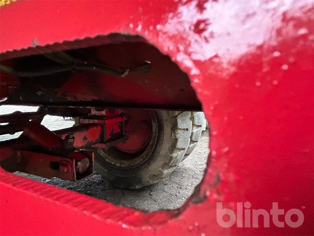 Futtermischwagen Triolet Solomix SM-12 (2003): das Bild 18