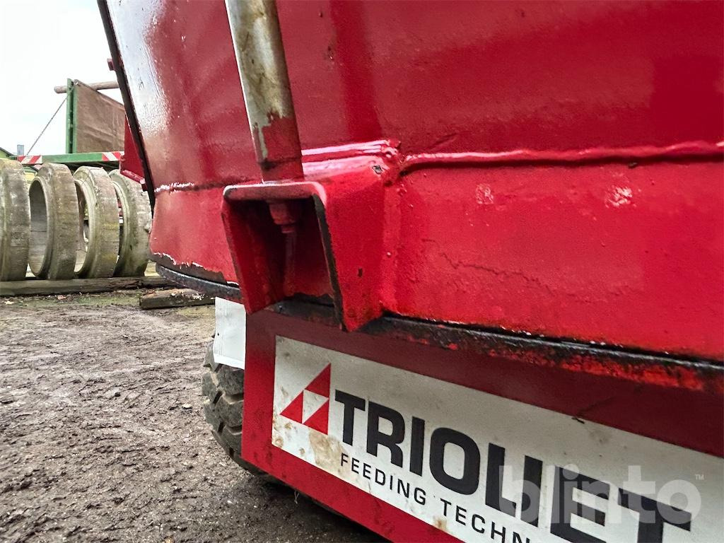 Futtermischwagen Triolet Solomix SM-12 (2003): das Bild 10