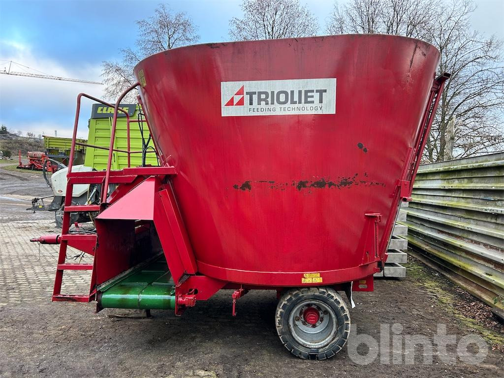 Futtermischwagen Triolet Solomix SM-12 (2003): das Bild 7