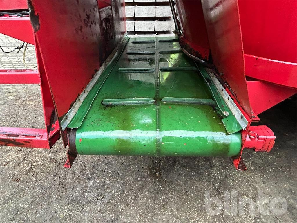 Futtermischwagen Triolet Solomix SM-12 (2003): das Bild 31