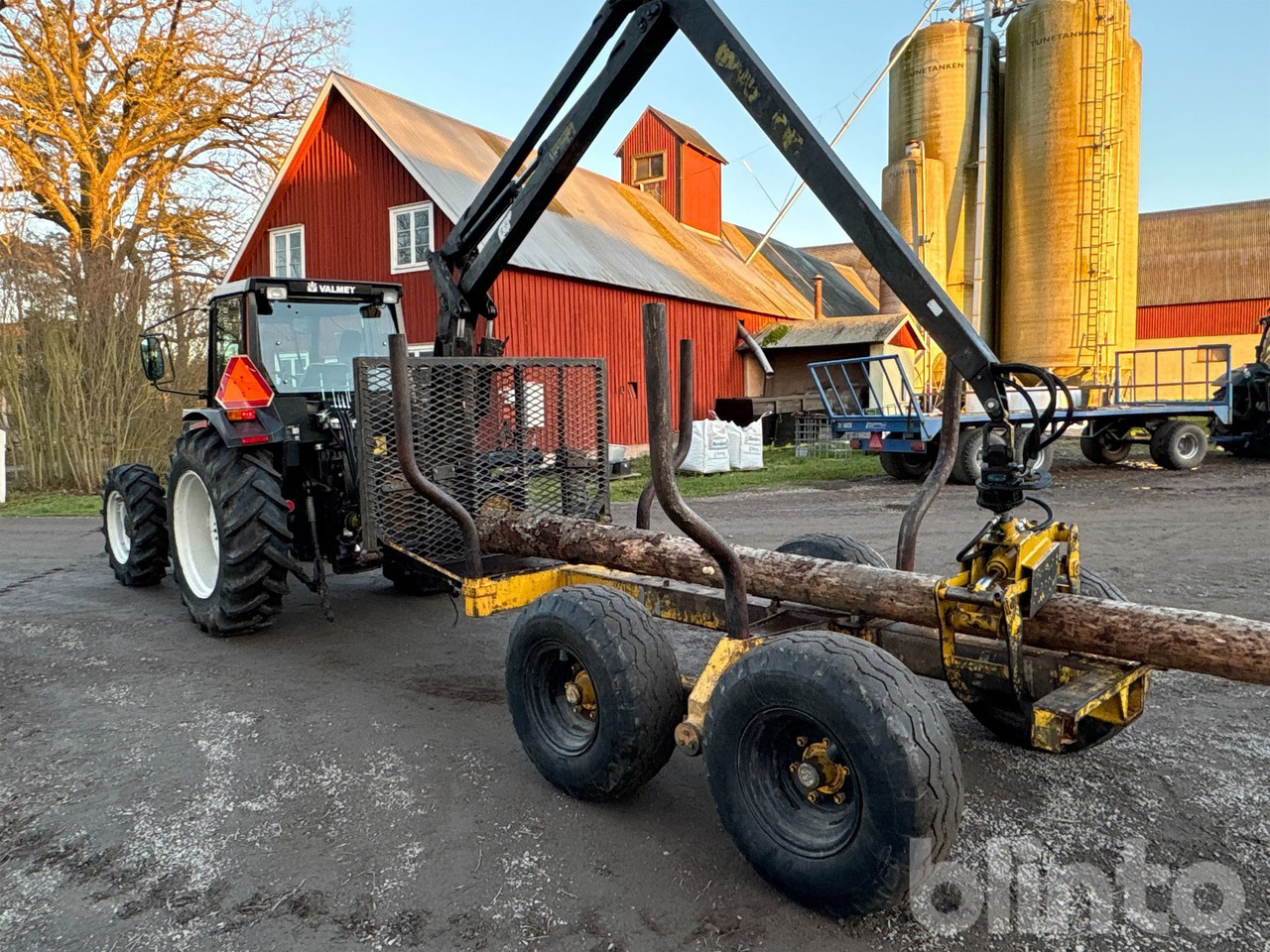 VALMET 455-4 - Traktor: das Bild 4 VALMET 455-4 - Traktor: das Bild 4