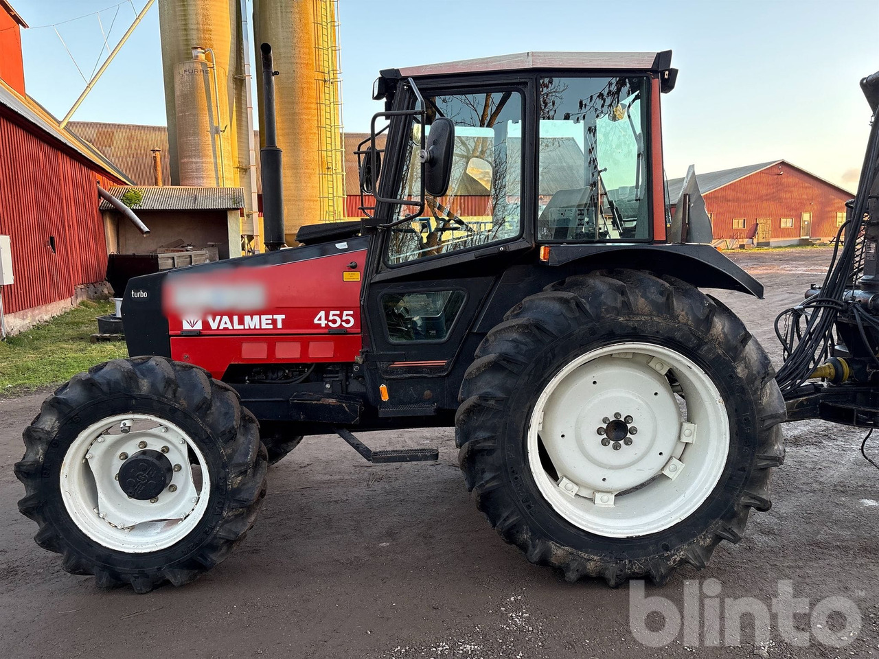 VALMET 455-4 - Traktor: das Bild 2 VALMET 455-4 - Traktor: das Bild 2