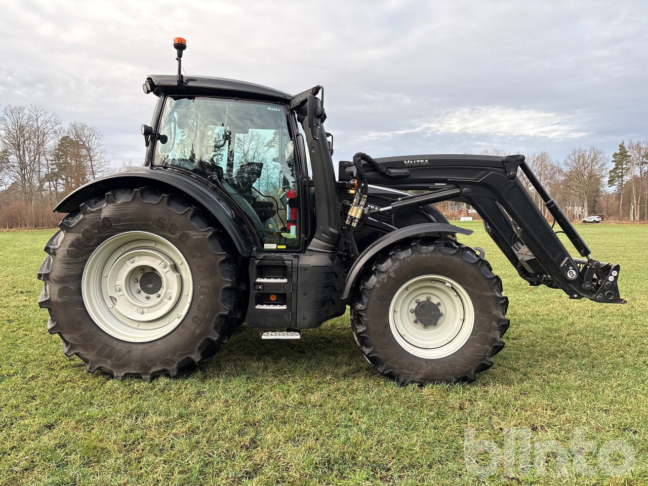 VALTRA N175 Direct - Traktor: das Bild 4 VALTRA N175 Direct - Traktor: das Bild 4