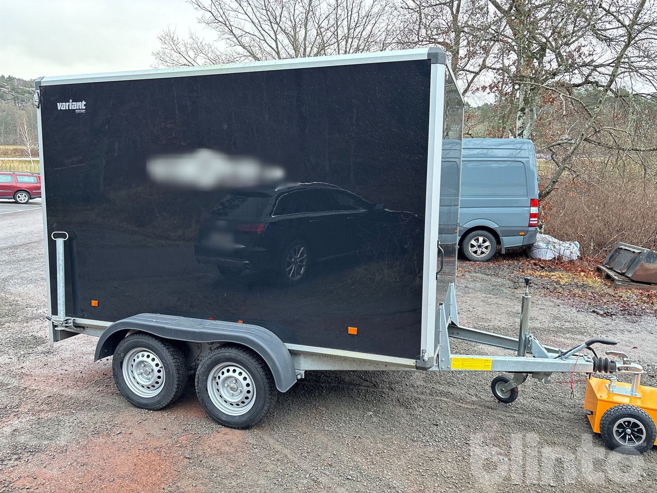 VARIANT - Koffer Anhänger: das Bild 1 VARIANT - Koffer Anhänger: das Bild 1