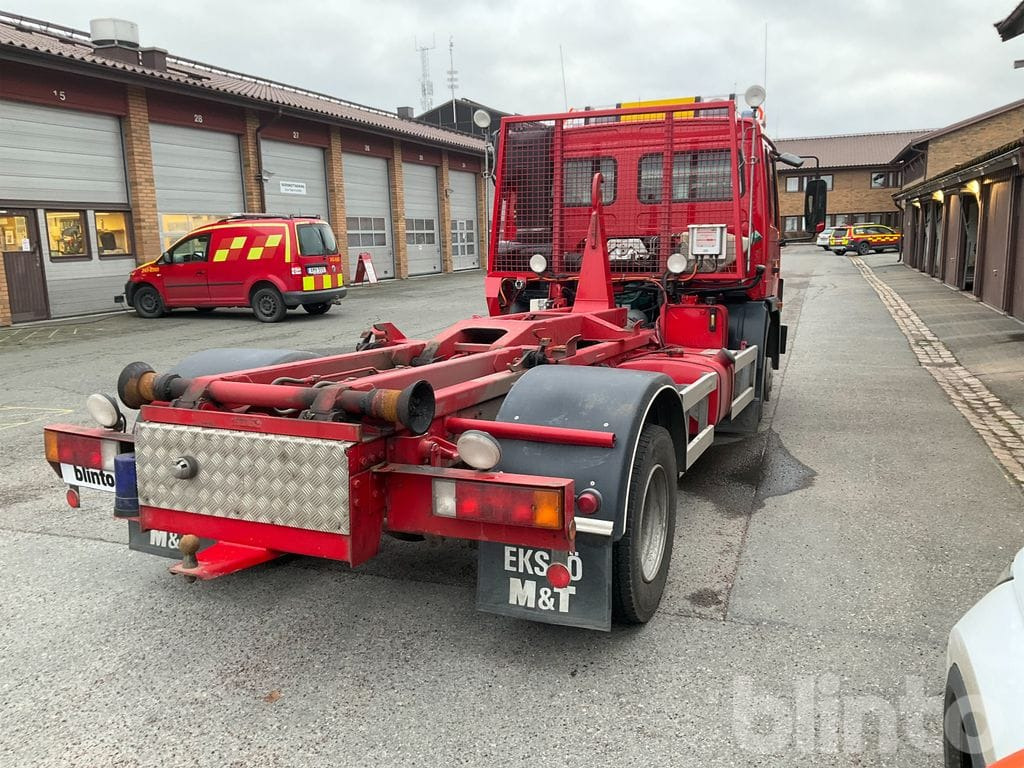 VOLVO FL 611 4X2 - Abrollkipper: das Bild 4 VOLVO FL 611 4X2 - Abrollkipper: das Bild 4