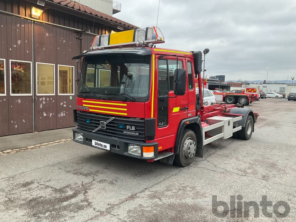 VOLVO FL 611 4X2 - Abrollkipper: das Bild 1 VOLVO FL 611 4X2 - Abrollkipper: das Bild 1