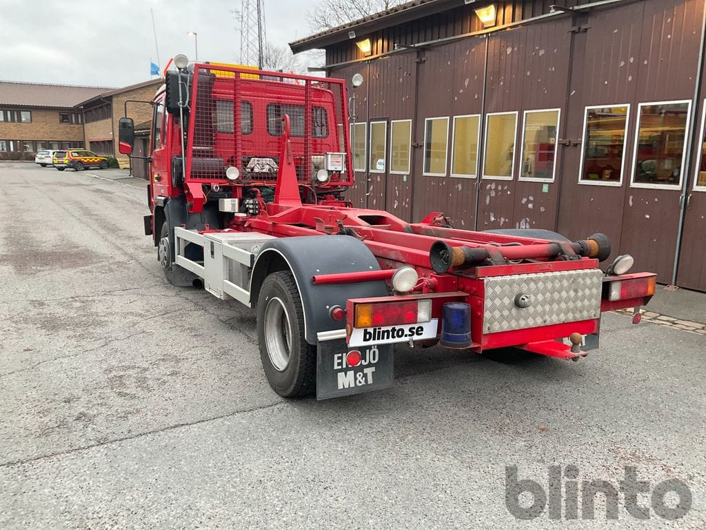 VOLVO FL 611 4X2 - Abrollkipper: das Bild 3 VOLVO FL 611 4X2 - Abrollkipper: das Bild 3