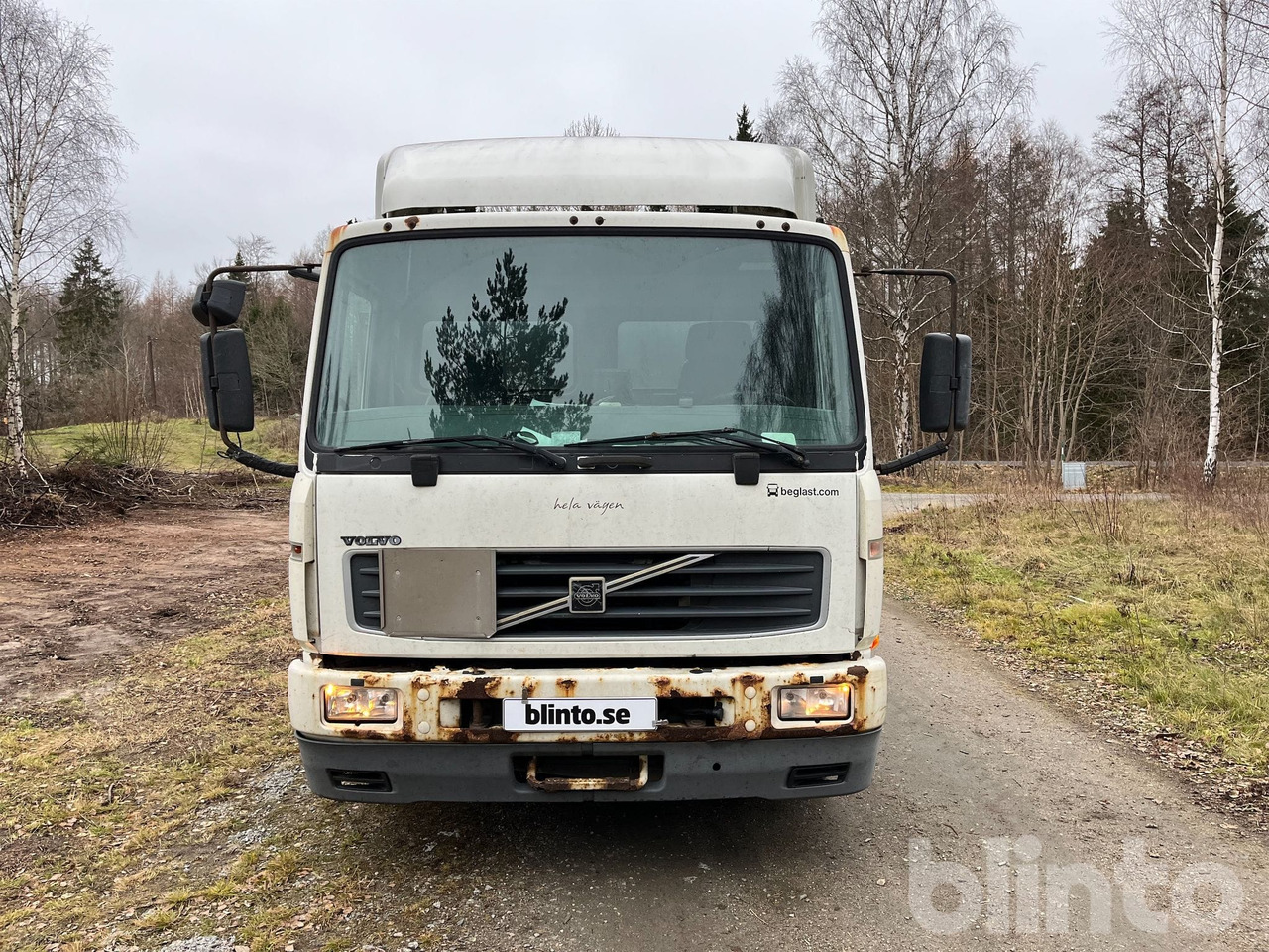 VOLVO FL6 H - Autotransporter LKW: das Bild 2 VOLVO FL6 H - Autotransporter LKW: das Bild 2