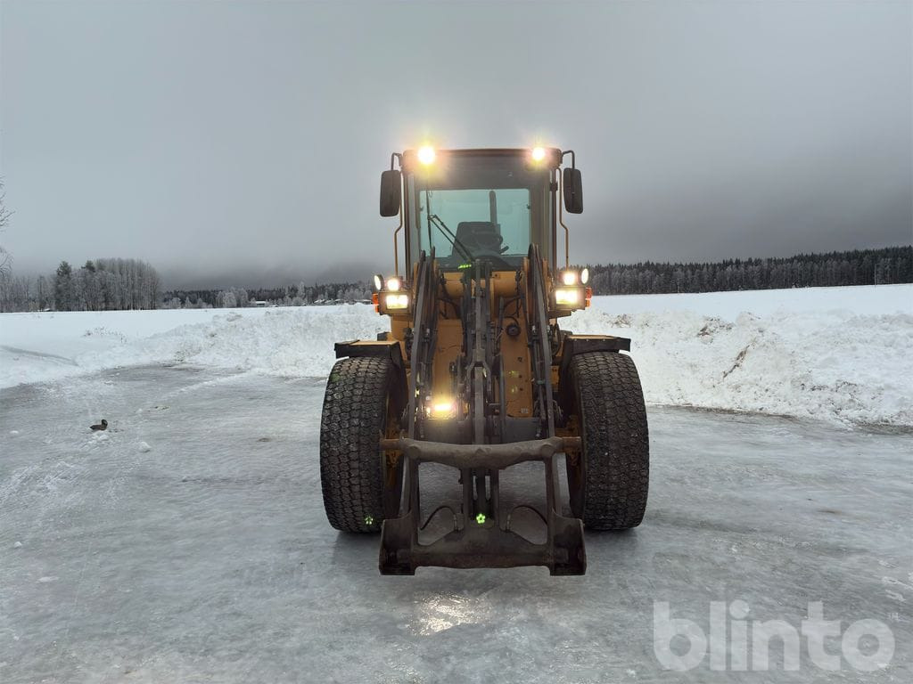 VOLVO L50D - Radlader: das Bild 2 VOLVO L50D - Radlader: das Bild 2