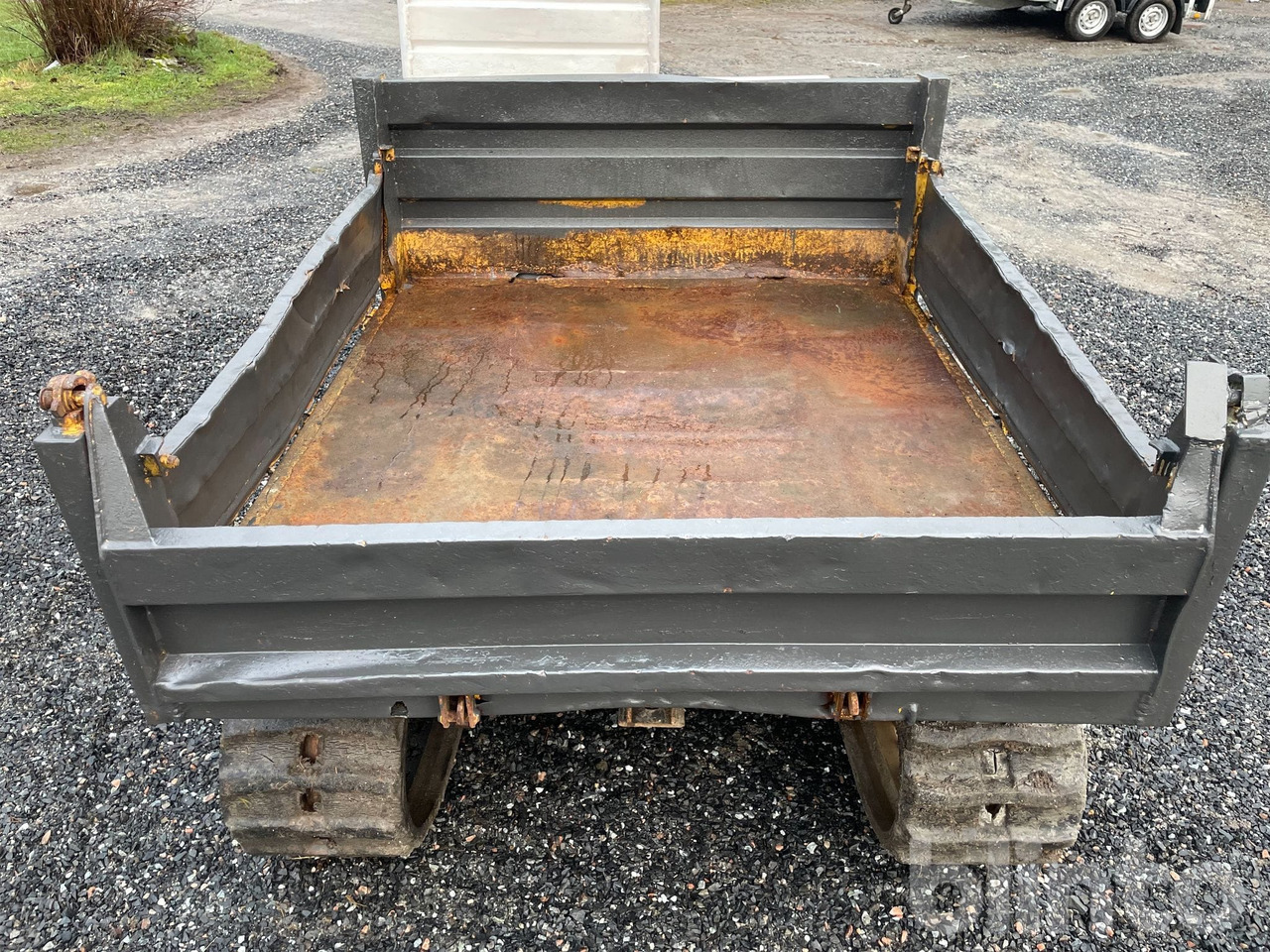 Yanmar C25R - Mini-Kipper: das Bild 4 Yanmar C25R - Mini-Kipper: das Bild 4