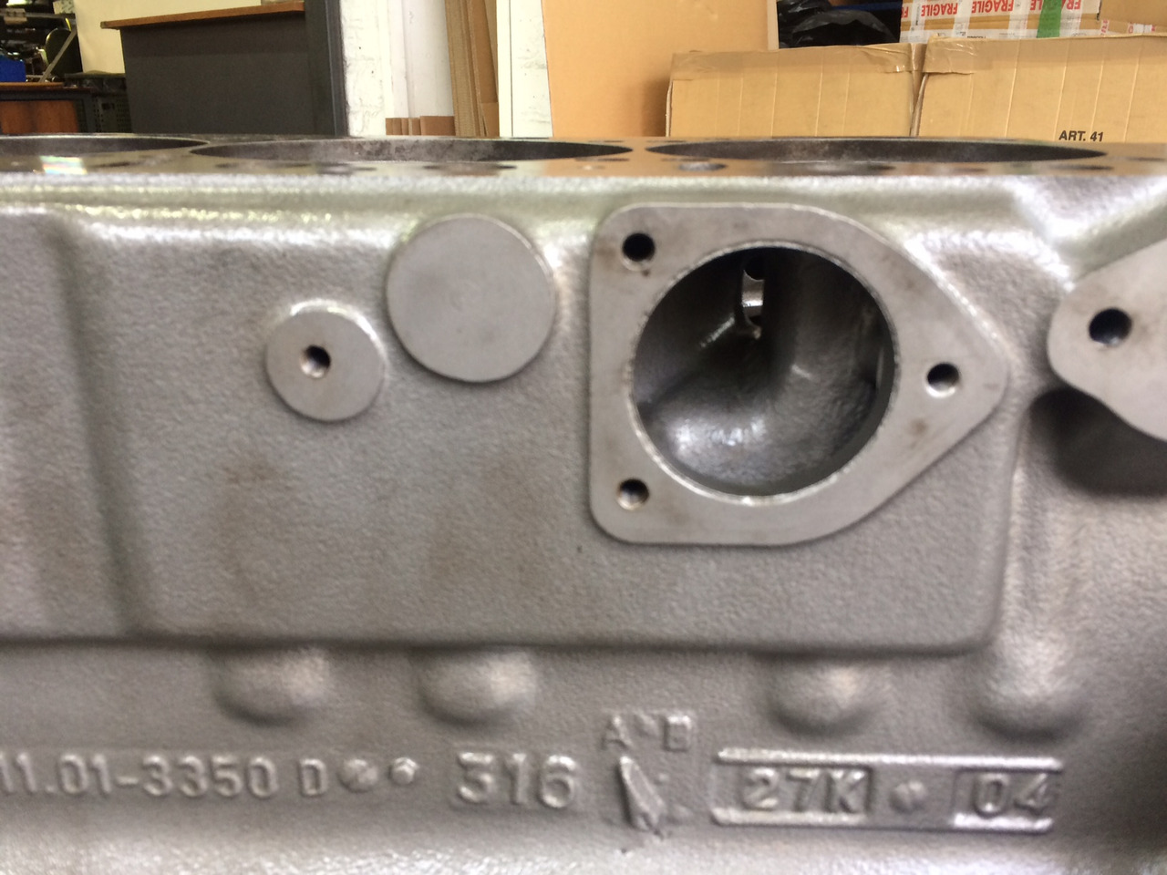 BASAMENTO MAN D2866 / D2876 / E2866 / E2876 - F2000 / BUS / INDUSTRIALI - Kurbelgehäuse für Bus: das Bild 3 BASAMENTO MAN D2866 / D2876 / E2866 / E2876 - F2000 / BUS / INDUSTRIALI - Kurbelgehäuse für Bus: das Bild 3