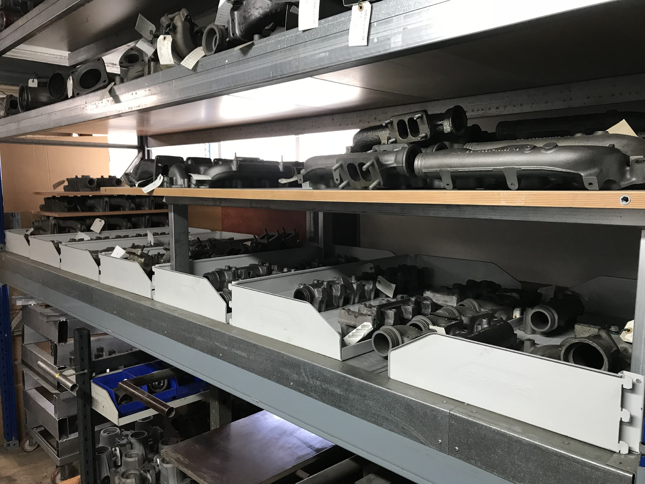 COLLETTORI SCARICO E ASPIRAZIONE MAN - Abgaskrümmer: das Bild 3 COLLETTORI SCARICO E ASPIRAZIONE MAN - Abgaskrümmer: das Bild 3