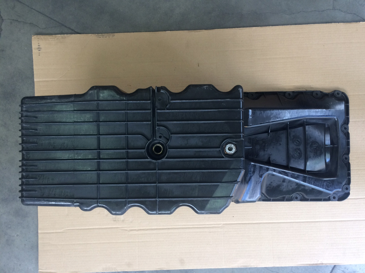 COPPA OLIO MERCEDES 9060101313 - MOTORE OM906 TRUCK - Ölwanne: das Bild 2 COPPA OLIO MERCEDES 9060101313 - MOTORE OM906 TRUCK - Ölwanne: das Bild 2