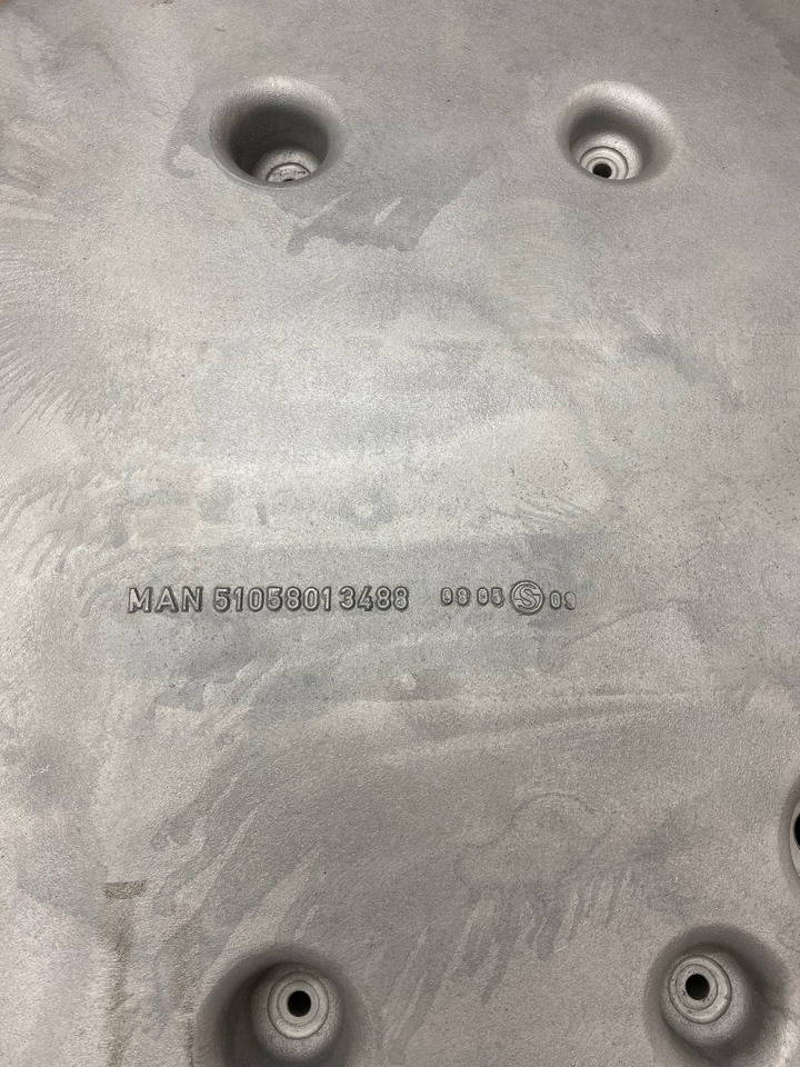 COPPA OLIO MOTORE BUS - 51058015764 - MAN D2066LOH26 - D2676LOH - Ölwanne für Bus: das Bild 2 COPPA OLIO MOTORE BUS - 51058015764 - MAN D2066LOH26 - D2676LOH - Ölwanne für Bus: das Bild 2