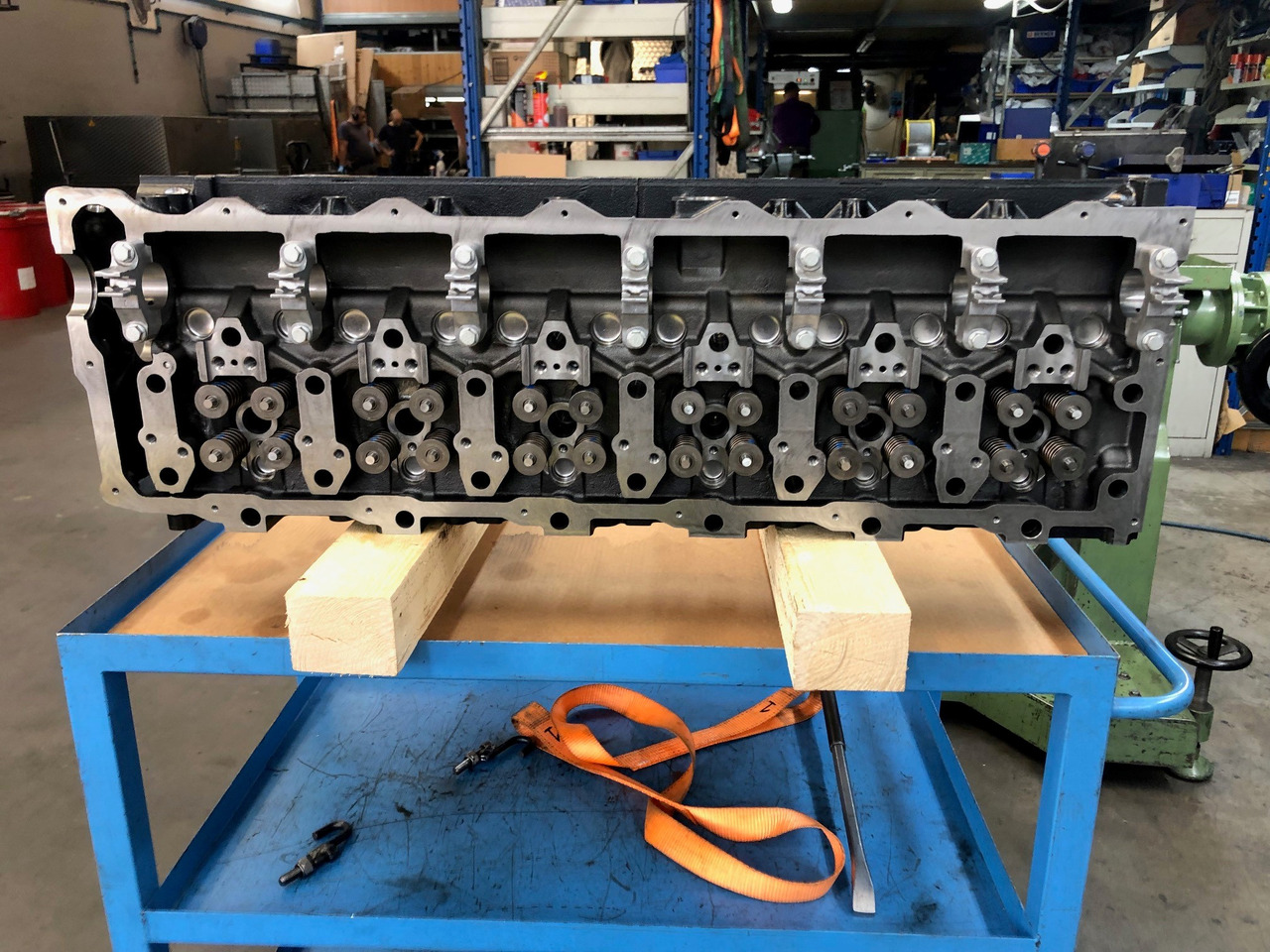 TESTATA MOTORE MAN D2676 EURO6C - Zylinderkopf: das Bild 1 TESTATA MOTORE MAN D2676 EURO6C - Zylinderkopf: das Bild 1