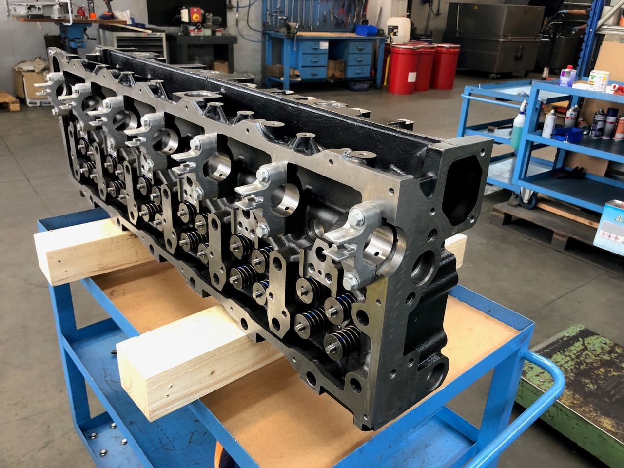 TESTATA MOTORE MAN D2676 EURO6C - Zylinderkopf: das Bild 5 TESTATA MOTORE MAN D2676 EURO6C - Zylinderkopf: das Bild 5