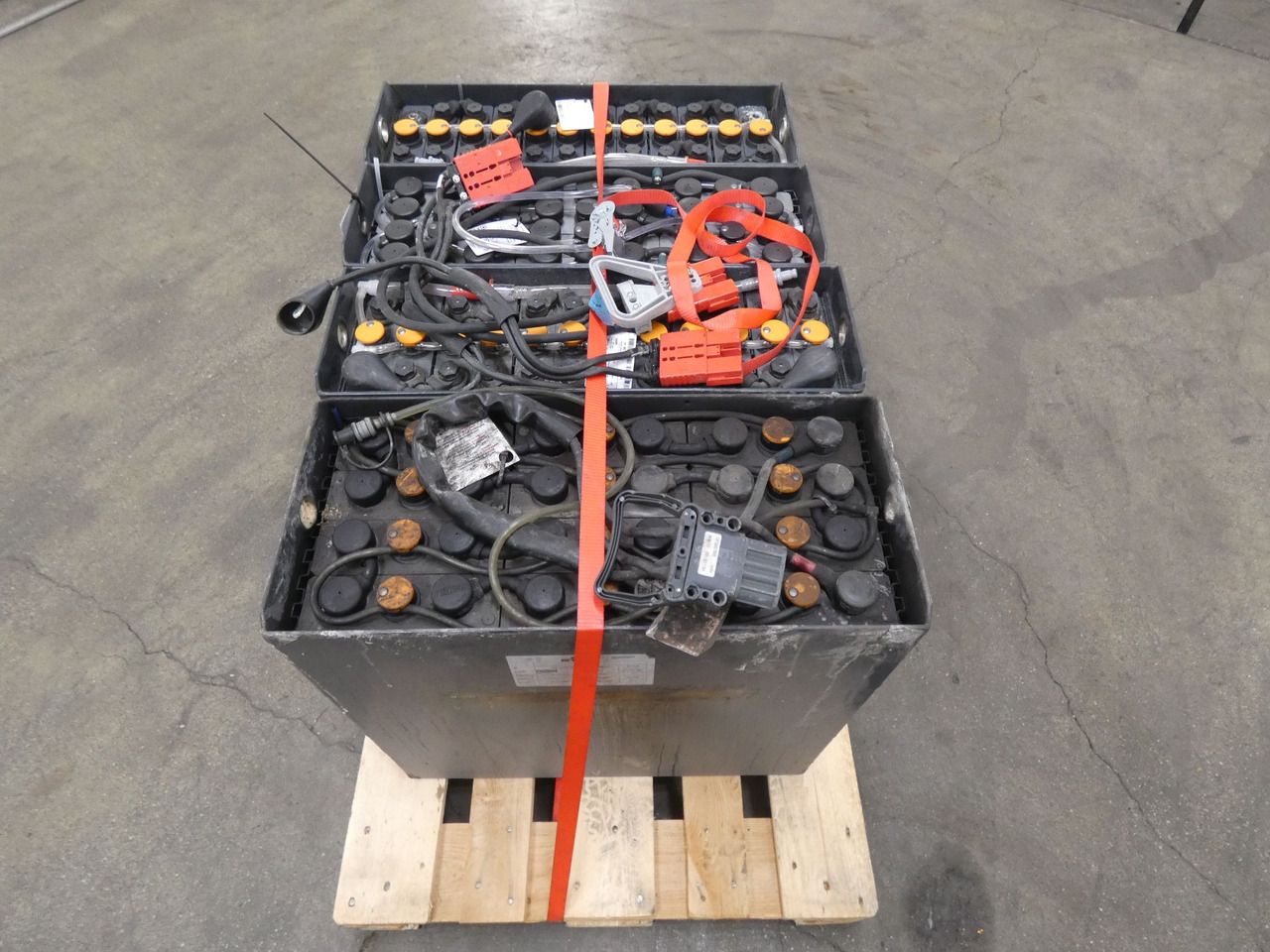 Weitere 4XBATTERIEN - Baumaschine: das Bild 3 Weitere 4XBATTERIEN - Baumaschine: das Bild 3