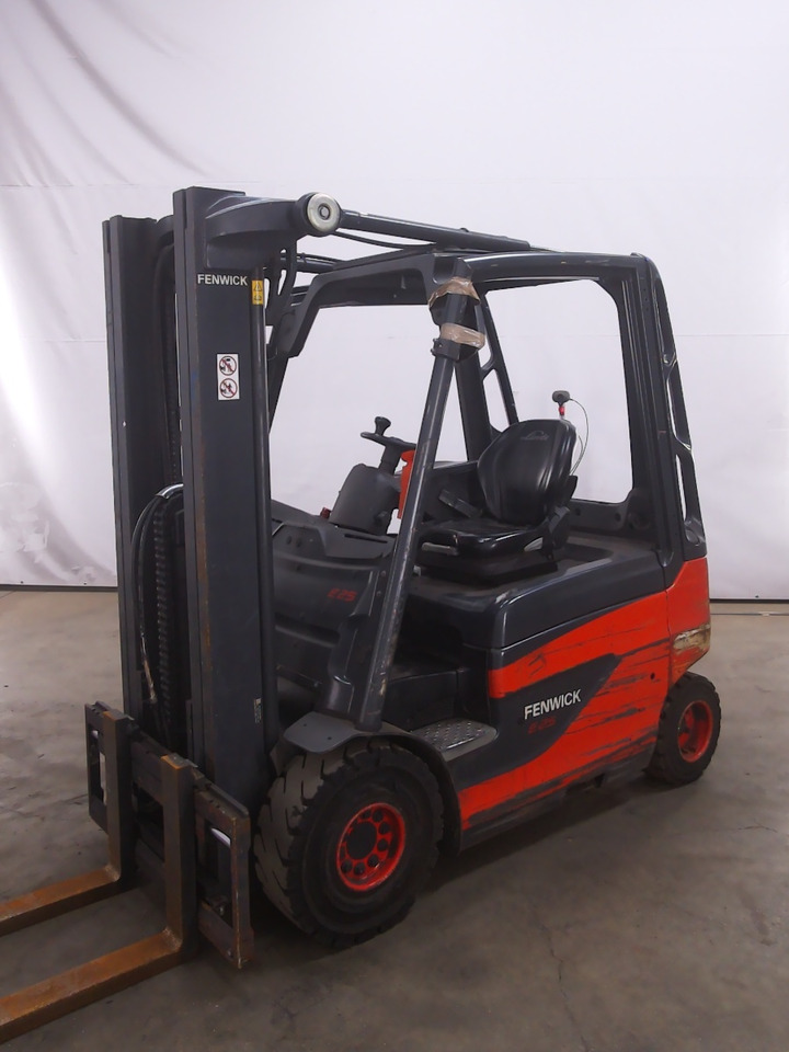 Linde E25-01 - Elektrostapler: das Bild 1 Linde E25-01 - Elektrostapler: das Bild 1