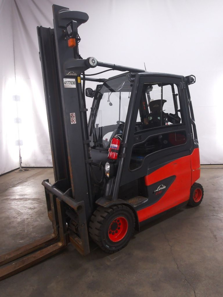 Linde E30HL-01/600 - Elektrostapler: das Bild 1 Linde E30HL-01/600 - Elektrostapler: das Bild 1