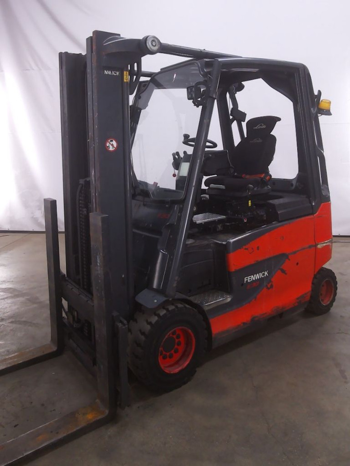 Linde E30HL-01/600 - Elektrostapler: das Bild 1 Linde E30HL-01/600 - Elektrostapler: das Bild 1