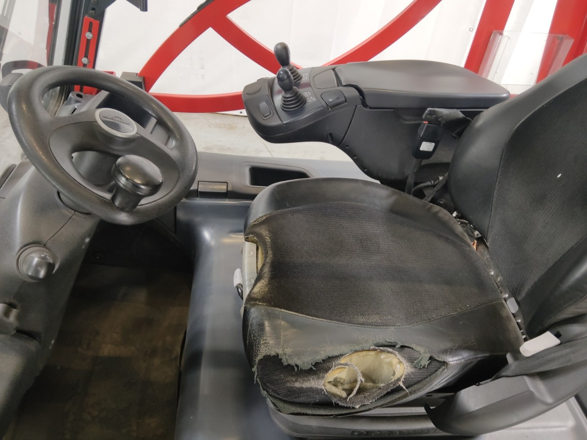 Linde E45HL-01/600 - Kommissionierer: das Bild 3 Linde E45HL-01/600 - Kommissionierer: das Bild 3