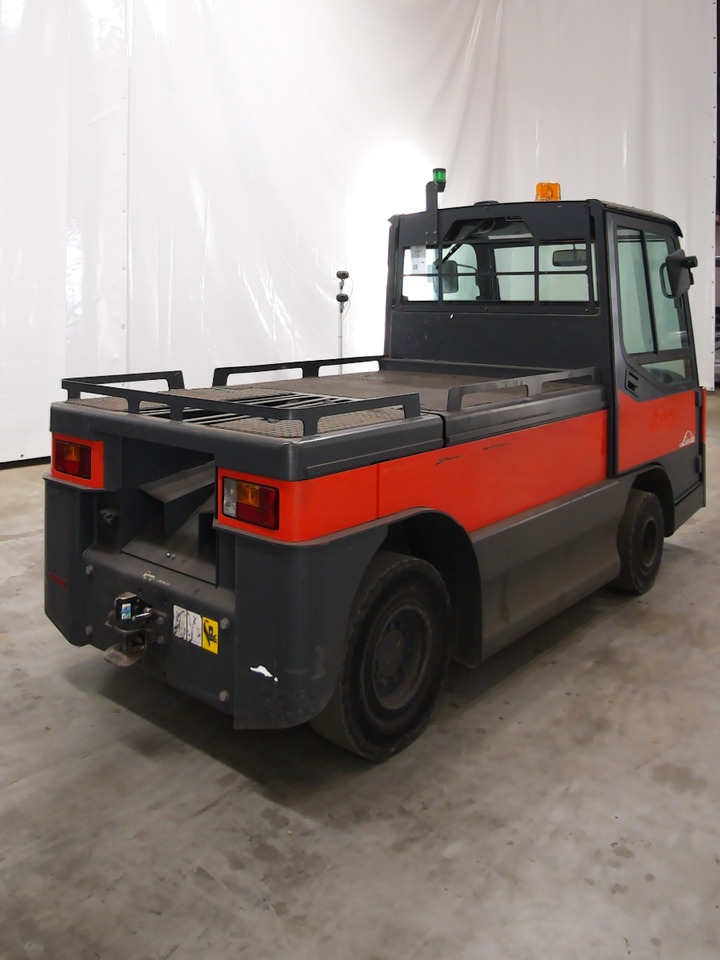 Linde P250 - Schleppfahrzeug: das Bild 2 Linde P250 - Schleppfahrzeug: das Bild 2