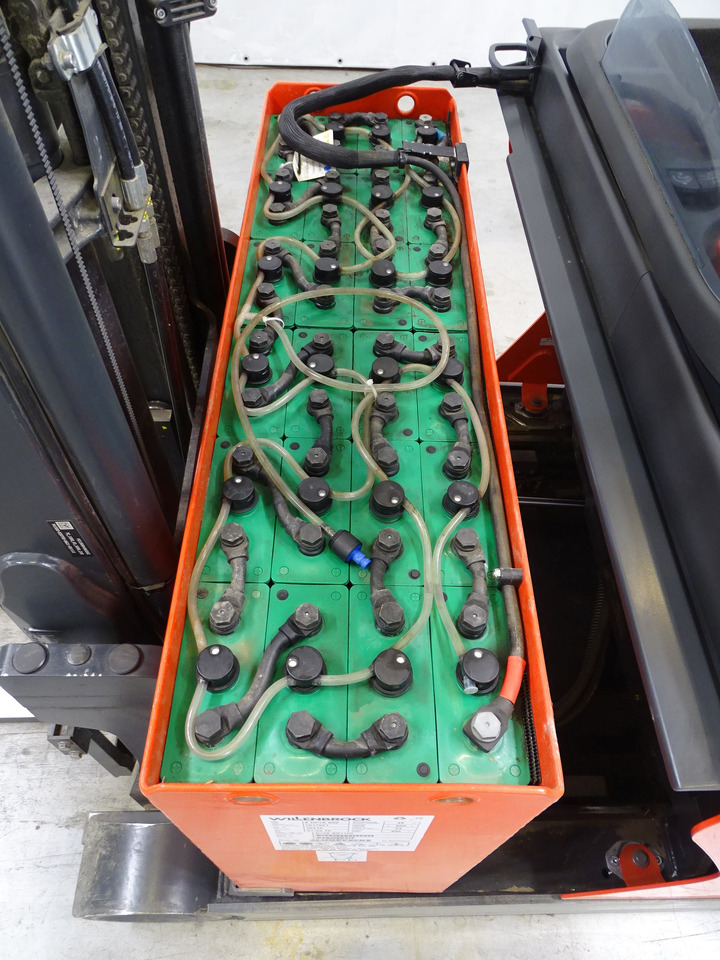 Linde R12B-01 - Schubmaststapler: das Bild 4 Linde R12B-01 - Schubmaststapler: das Bild 4