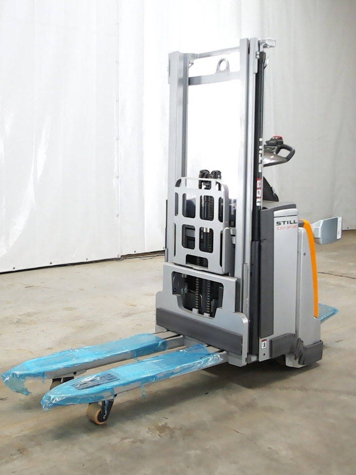 Still EXD-SF14D - Hochhubwagen: das Bild 1 Still EXD-SF14D - Hochhubwagen: das Bild 1