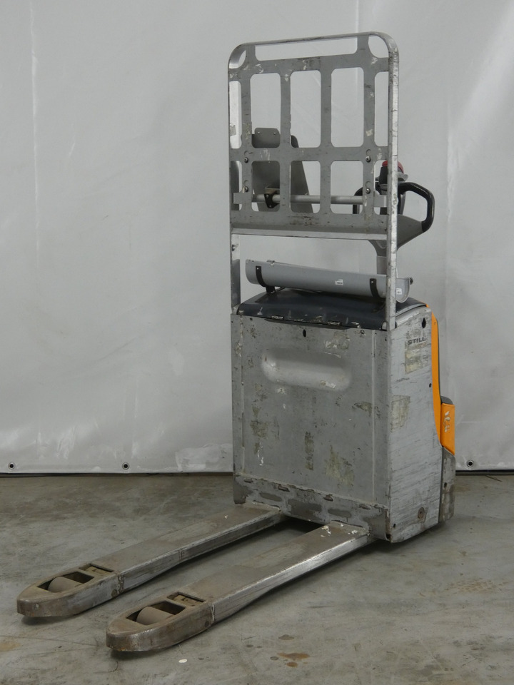 Still EXU16 - Niederhubwagen: das Bild 1 Still EXU16 - Niederhubwagen: das Bild 1