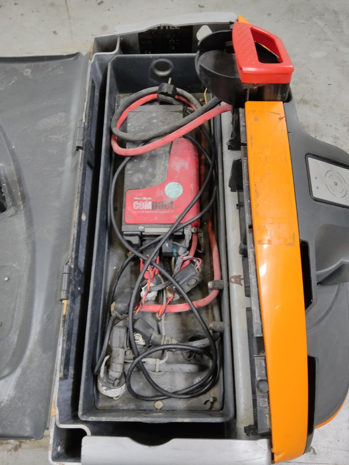 Still EXU20 - Niederhubwagen: das Bild 4 Still EXU20 - Niederhubwagen: das Bild 4