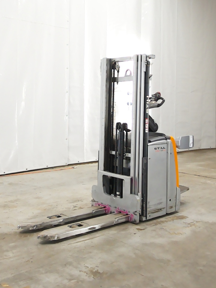 Still EXV-SF14 - Hochhubwagen: das Bild 1 Still EXV-SF14 - Hochhubwagen: das Bild 1