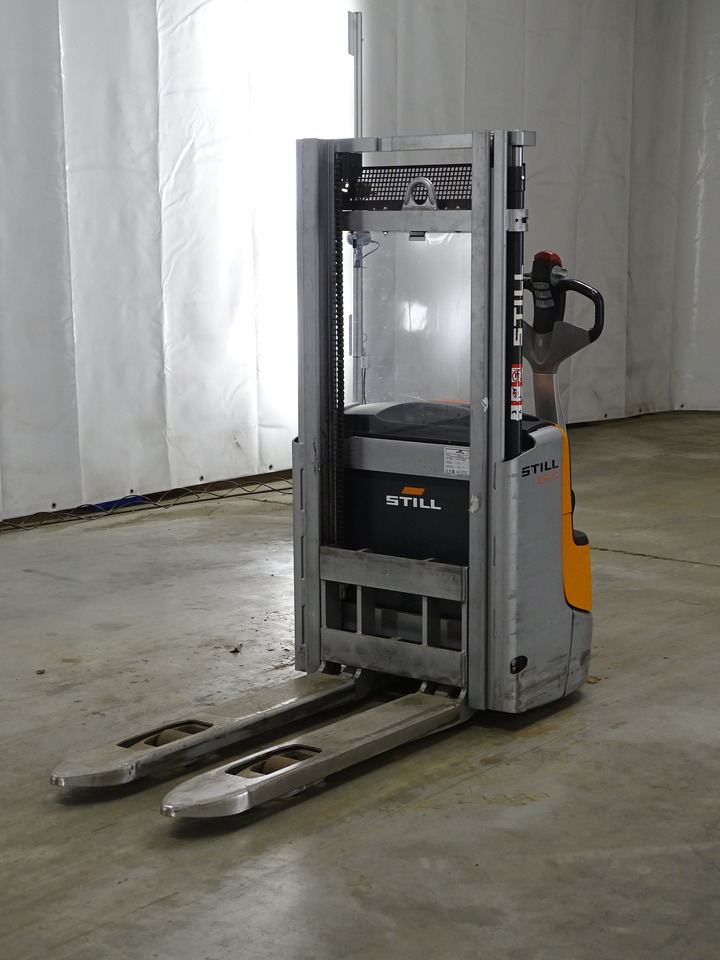 Still EXV12 - Hochhubwagen: das Bild 1 Still EXV12 - Hochhubwagen: das Bild 1