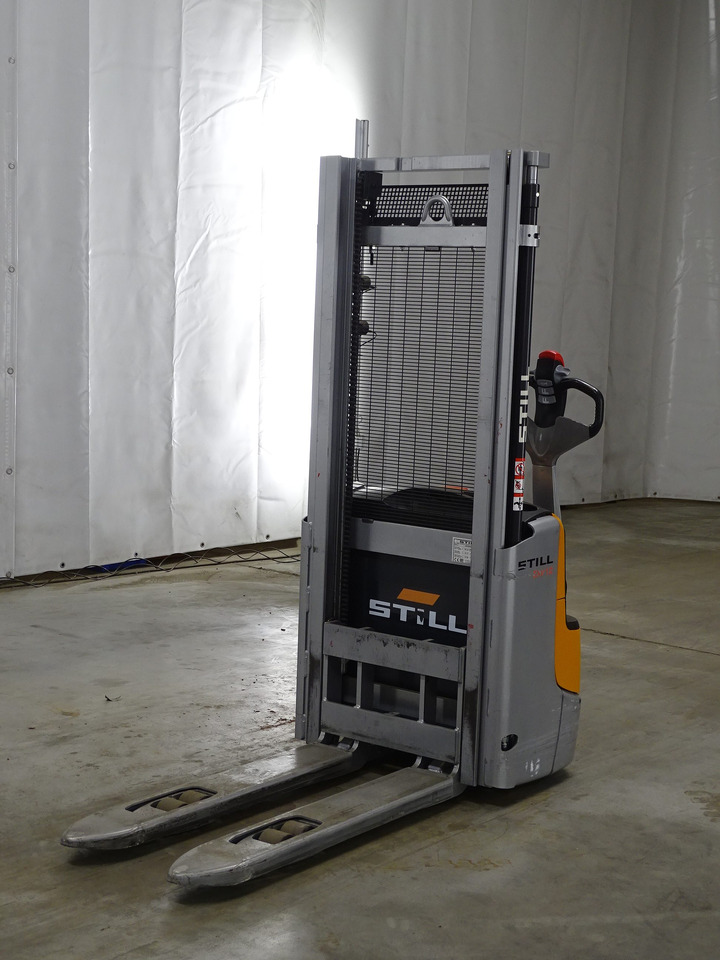 Still EXV12 - Hochhubwagen: das Bild 1 Still EXV12 - Hochhubwagen: das Bild 1