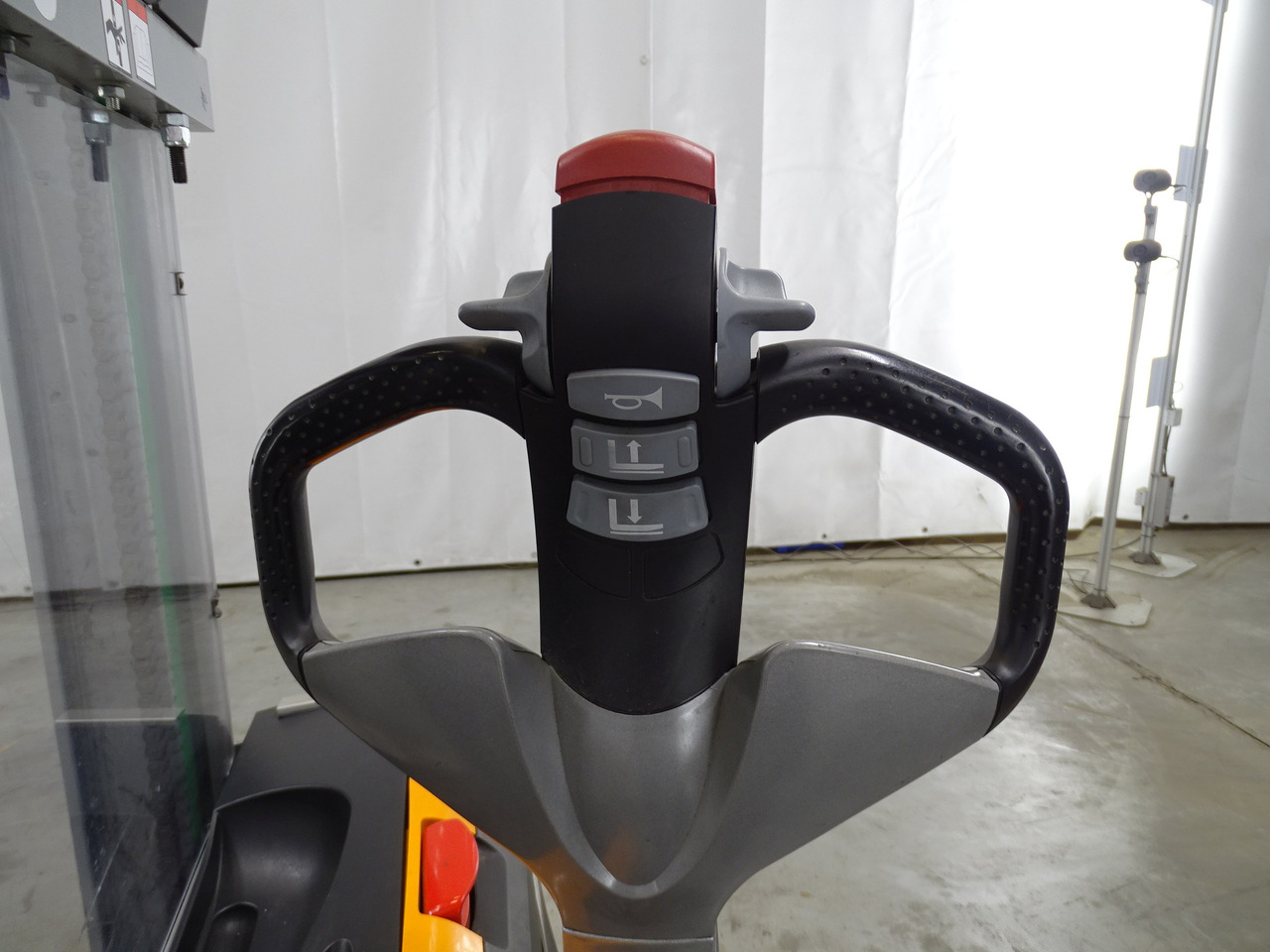 Still EXV12 - Hochhubwagen: das Bild 3 Still EXV12 - Hochhubwagen: das Bild 3