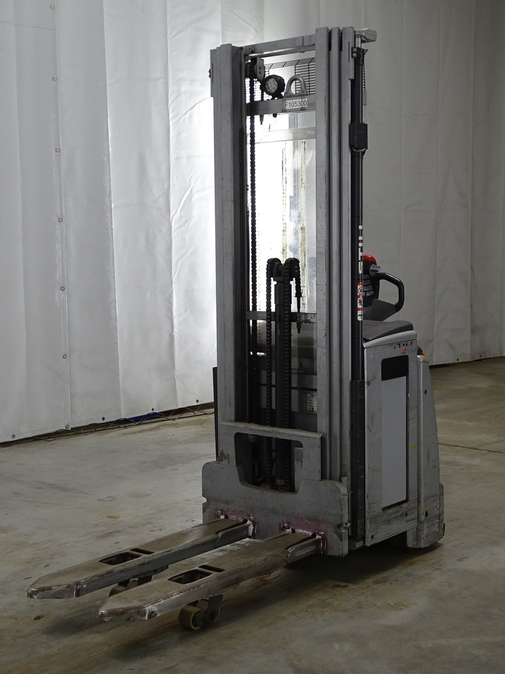 Still EXV14I - Hochhubwagen: das Bild 1 Still EXV14I - Hochhubwagen: das Bild 1