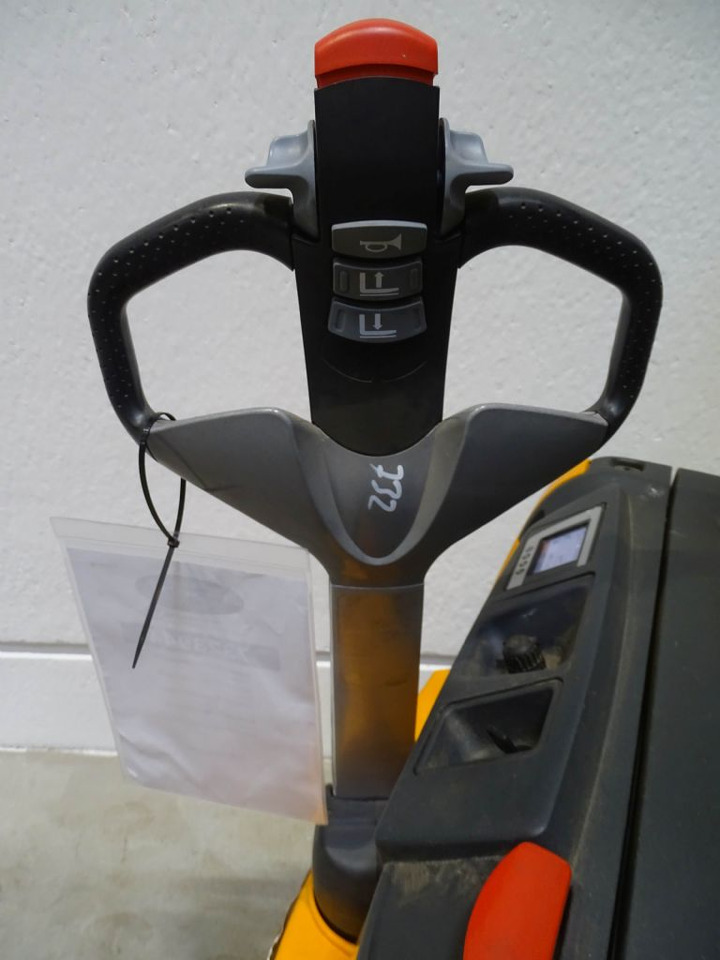 Still EXV16 - Hochhubwagen: das Bild 3 Still EXV16 - Hochhubwagen: das Bild 3