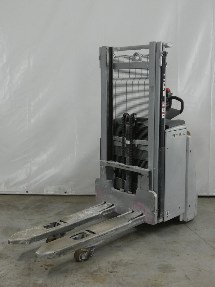 Still EXV16I - Hochhubwagen: das Bild 1 Still EXV16I - Hochhubwagen: das Bild 1