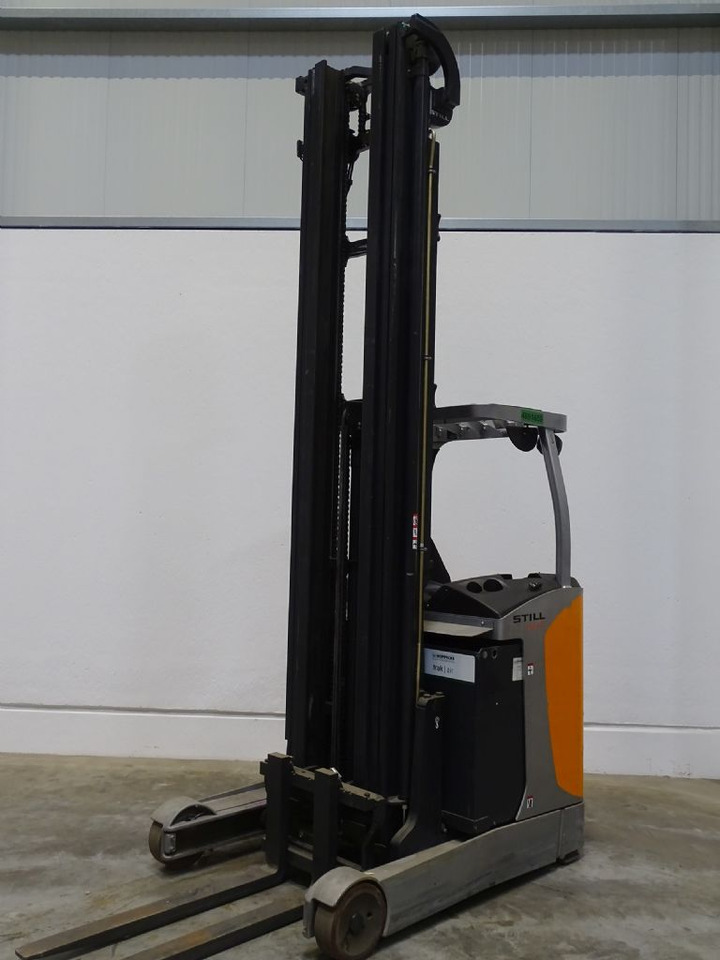 Still FM-X17 - Schubmaststapler: das Bild 1 Still FM-X17 - Schubmaststapler: das Bild 1