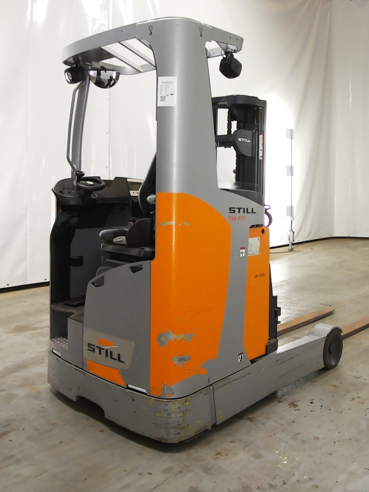 Still FM-X17 - Schubmaststapler: das Bild 2 Still FM-X17 - Schubmaststapler: das Bild 2