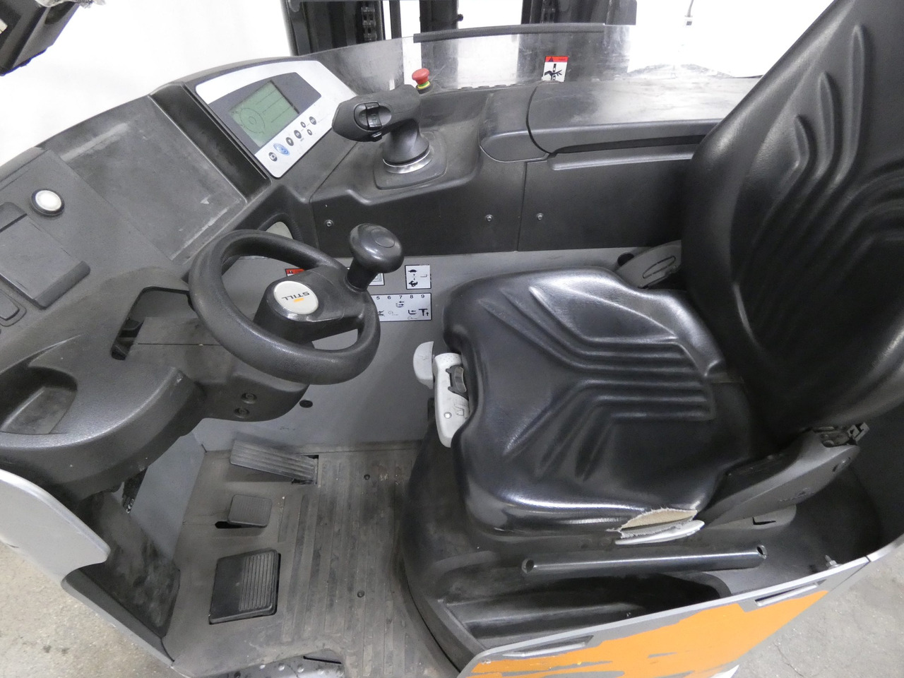 Still FM-X17 - Schubmaststapler: das Bild 3 Still FM-X17 - Schubmaststapler: das Bild 3