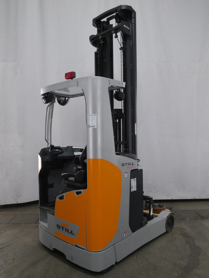Still FM-X17 - Schubmaststapler: das Bild 2 Still FM-X17 - Schubmaststapler: das Bild 2