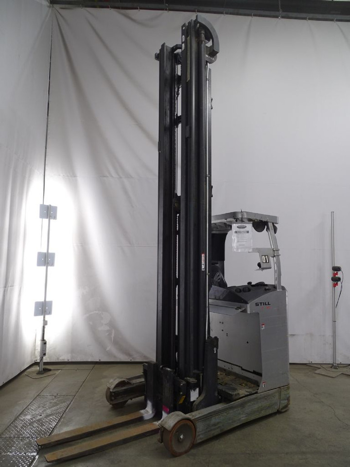 Still FM-X17 - Schubmaststapler: das Bild 1 Still FM-X17 - Schubmaststapler: das Bild 1