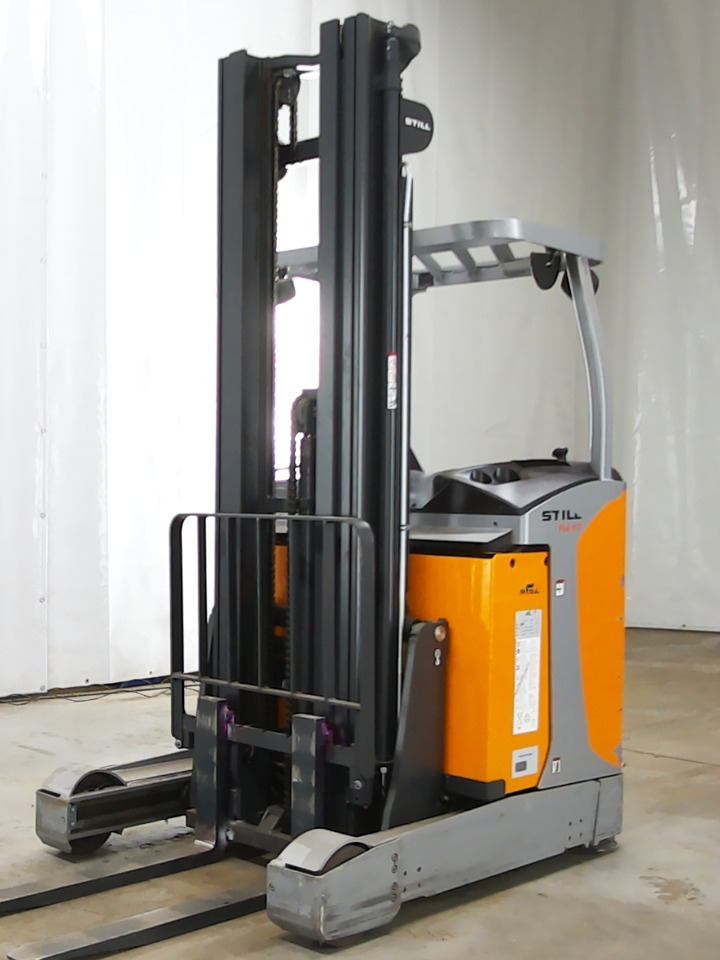 Still FM-X17 - Schubmaststapler: das Bild 1 Still FM-X17 - Schubmaststapler: das Bild 1