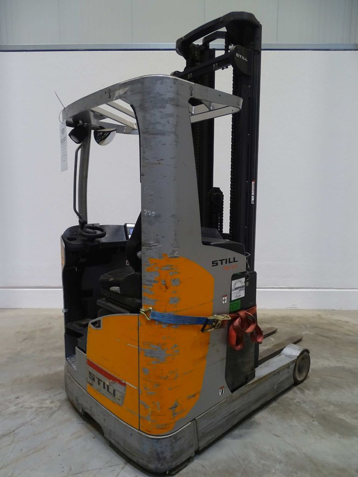 Still FM-X17 - Schubmaststapler: das Bild 2 Still FM-X17 - Schubmaststapler: das Bild 2