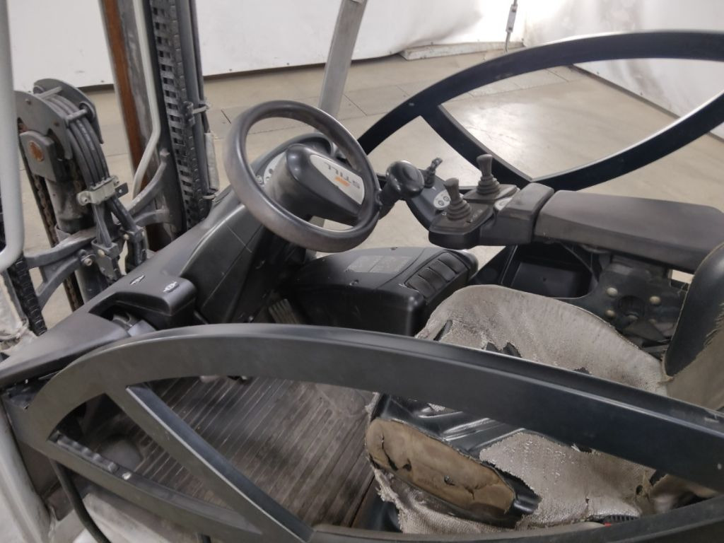 Still RX70-25 - Dieselstapler: das Bild 3 Still RX70-25 - Dieselstapler: das Bild 3