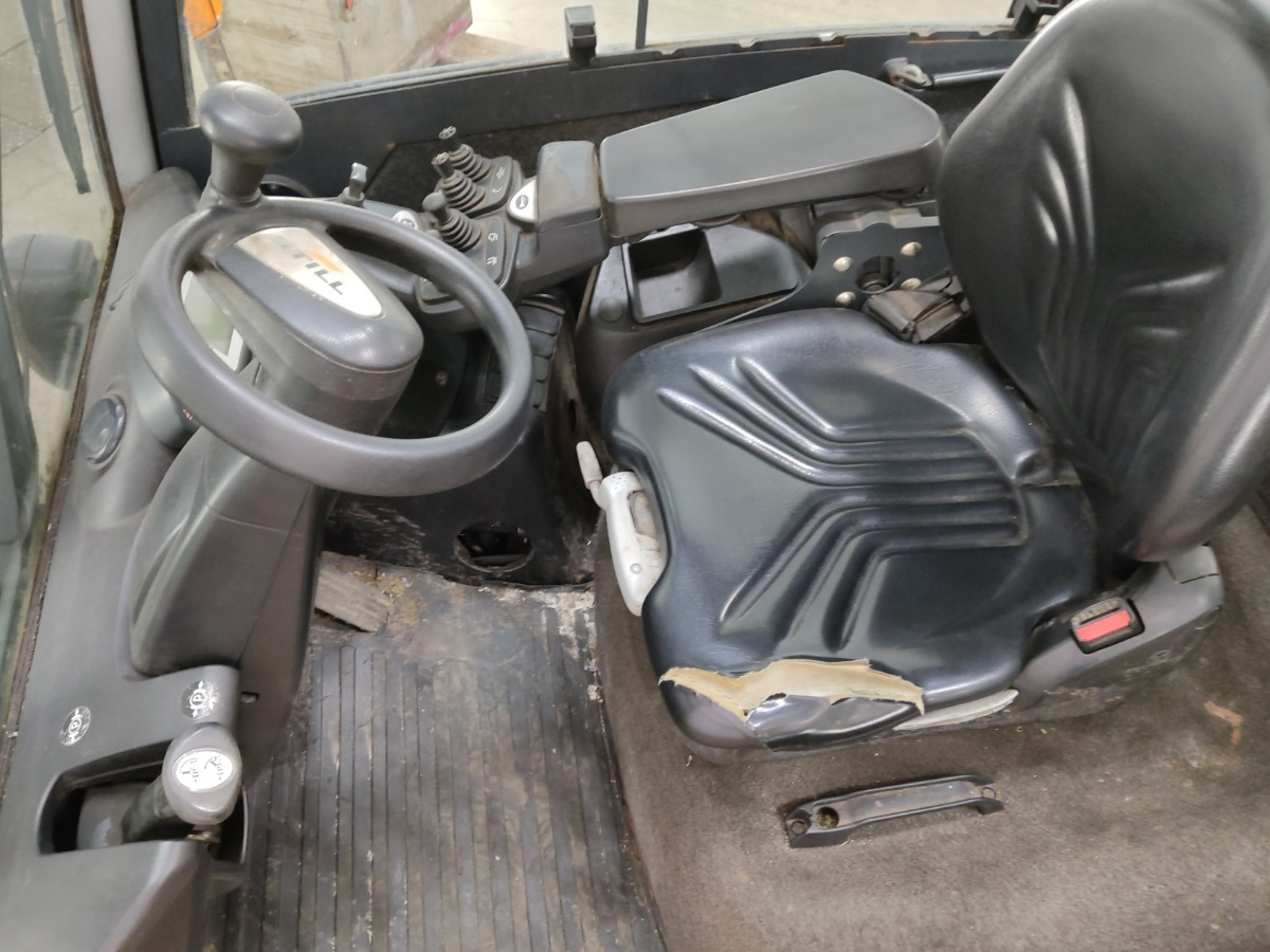 Still RX70-25 - Dieselstapler: das Bild 3 Still RX70-25 - Dieselstapler: das Bild 3