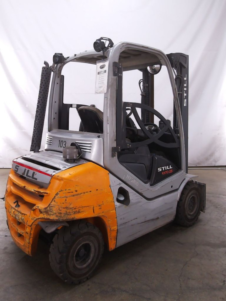 Still RX70-25 - Dieselstapler: das Bild 2 Still RX70-25 - Dieselstapler: das Bild 2