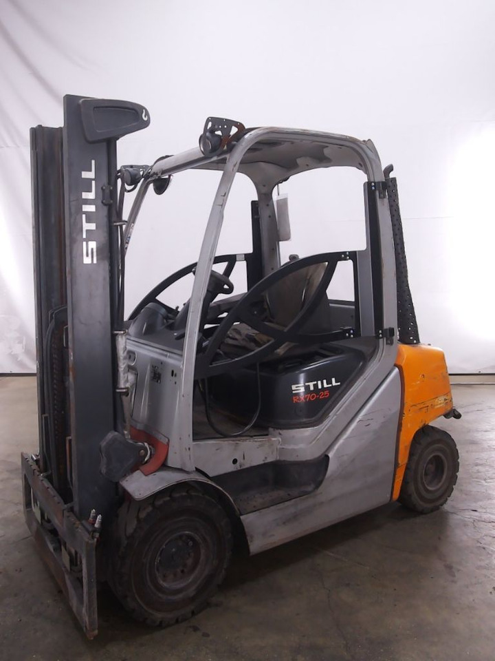 Still RX70-25 - Dieselstapler: das Bild 1 Still RX70-25 - Dieselstapler: das Bild 1